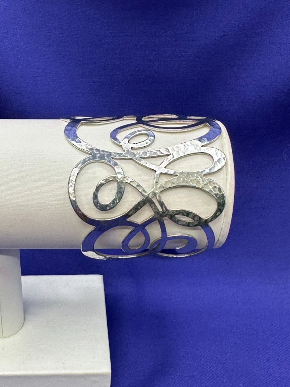 Brighton “Skribbel” Wide Hammered Silver Cuff Bracelet Swirl Design - Picture 6 of 14